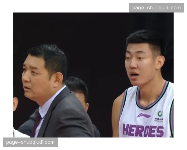 天津内线无法限制山东冲击 防守轮转混乱让对手轻松得分